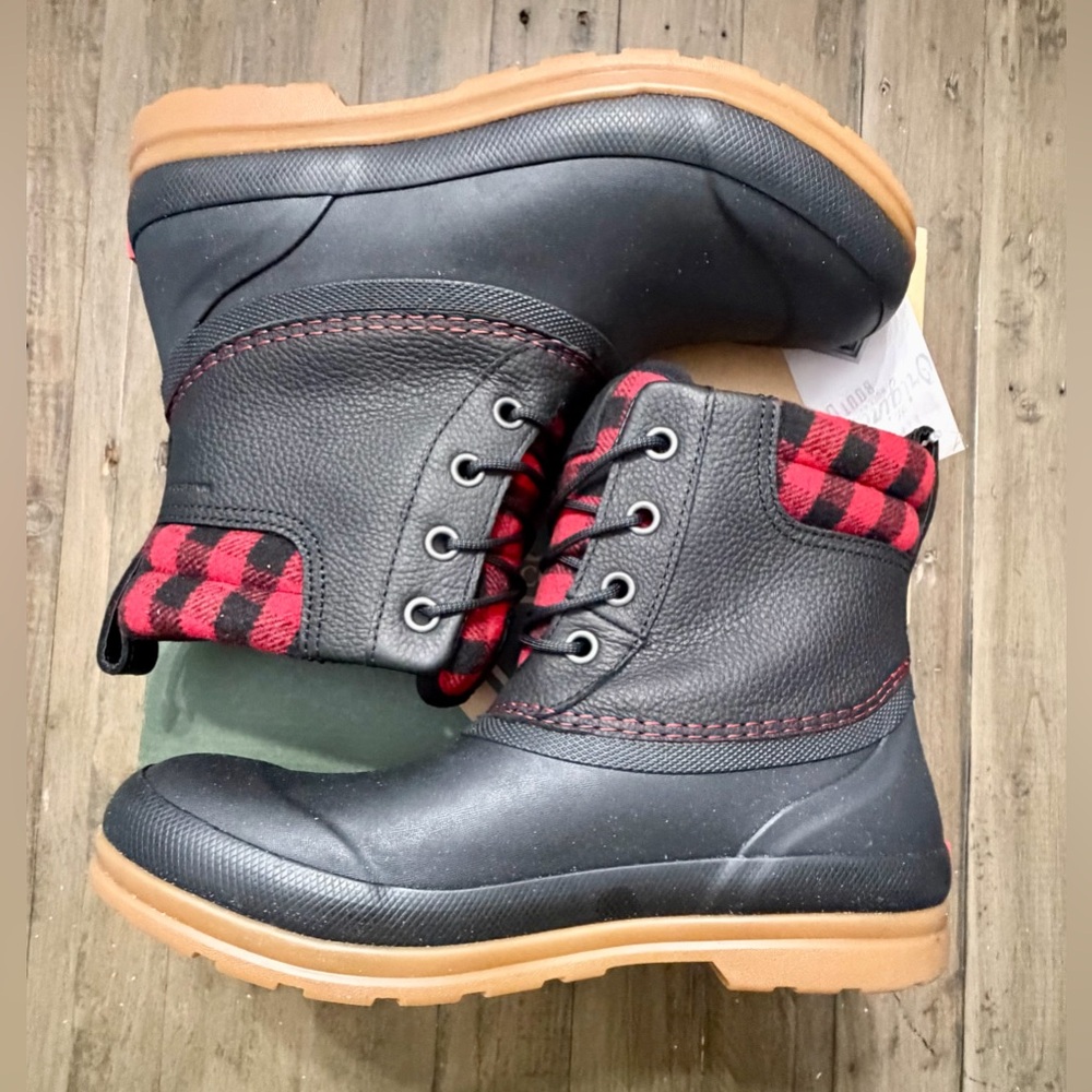 NIB Muck Women's Originals Leather Duck Lace Waterproof Boots Buffalo Plaid W11 - Picture 4 of 11